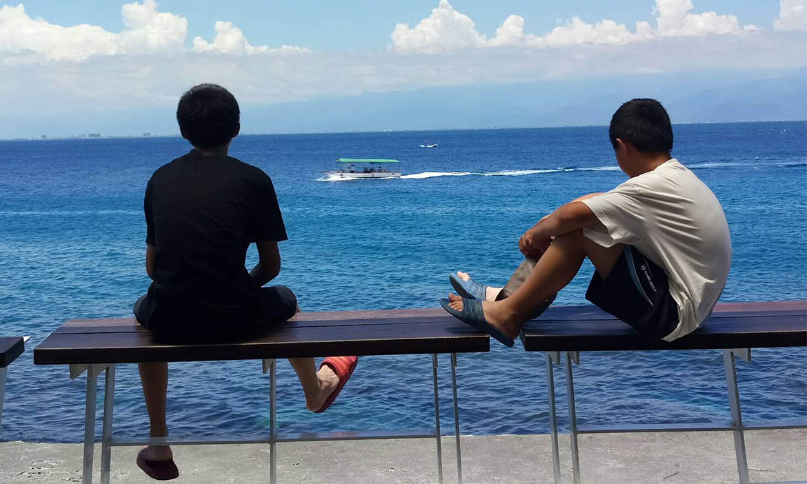 在不遠的小島，過一種放風箏的日子