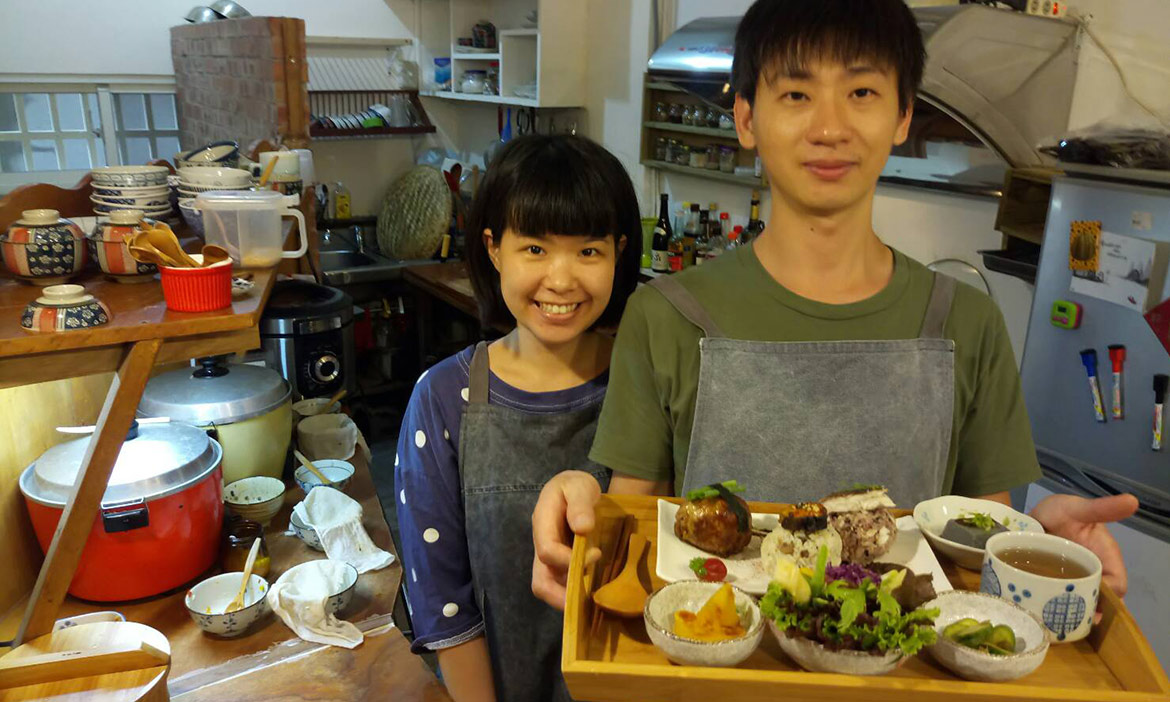 隔壁人家的飯糰店，讓人專程路過花蓮