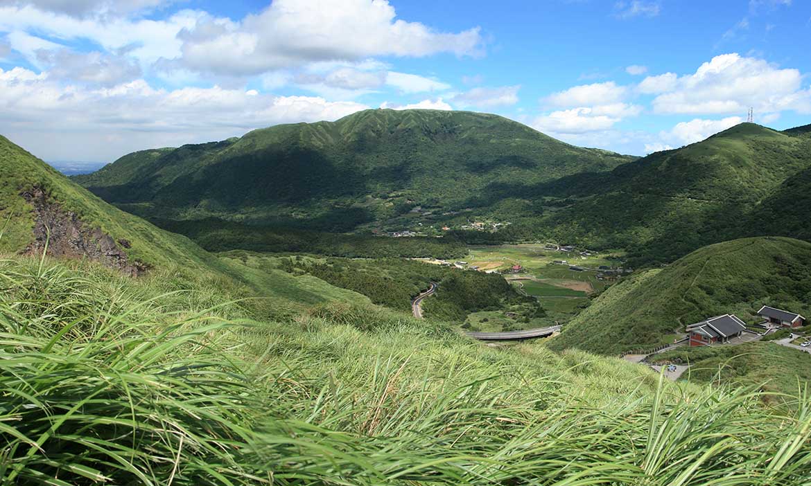 在雄渾的大屯火山，遇見大自然的舞姬
