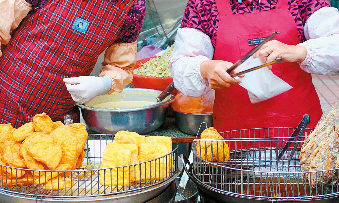 佳里 妯娌蚵嗲，香傳一條街
