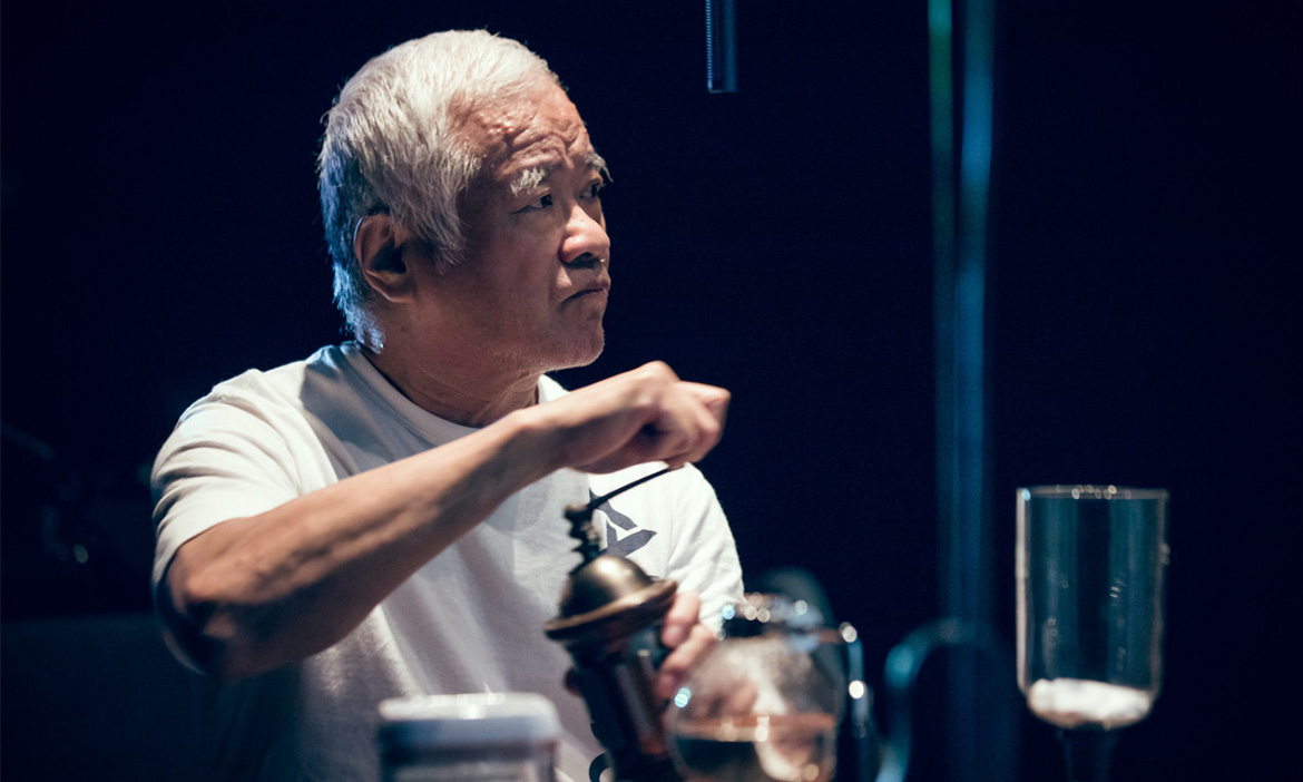 台灣僅存的電影擬音師，胡定一：「熬不了的人都轉行了，你不肯熬最後就甚麼都不是。」
