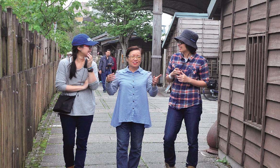 林場的孩子 從小進廚房湊熱鬧，媽媽的料理啟程之路
