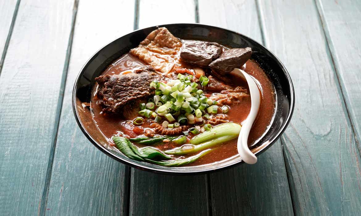 來花蓮吃辣，「川式麻辣」VS「港式麻辣」你想吃哪一種？