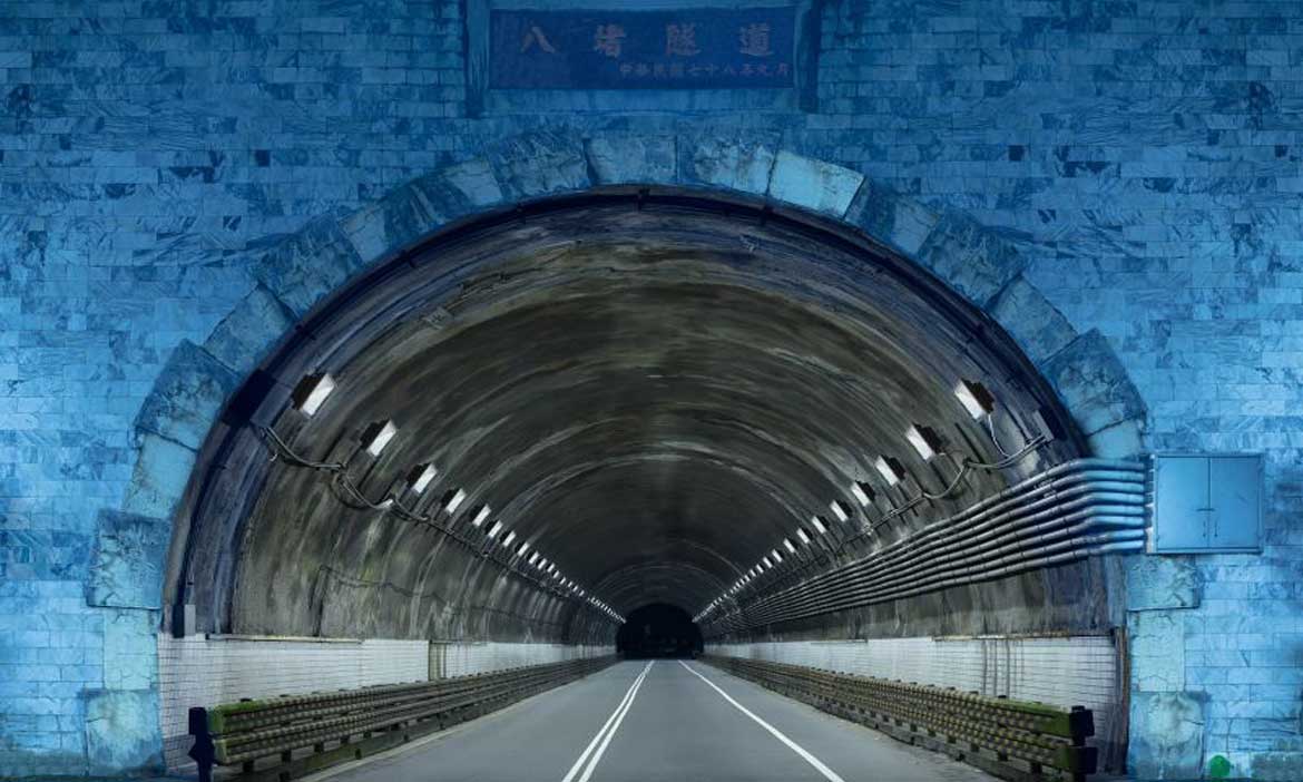 用回家必經的夜間隧道，奪莫斯科攝影獎建築類冠軍