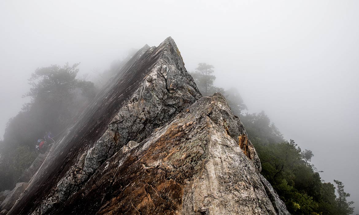 登台中鳶嘴山，十二分的冒險每一步都是考驗！