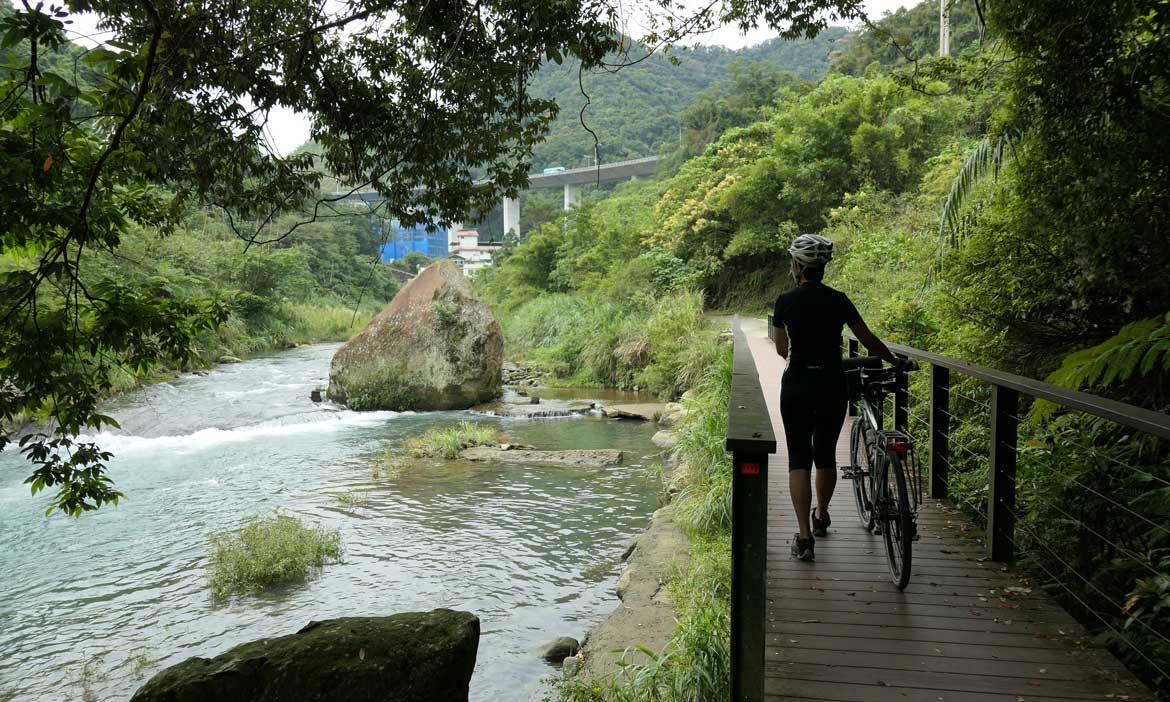 沿著景美溪、百年保甲路，騎出我的單車茶路