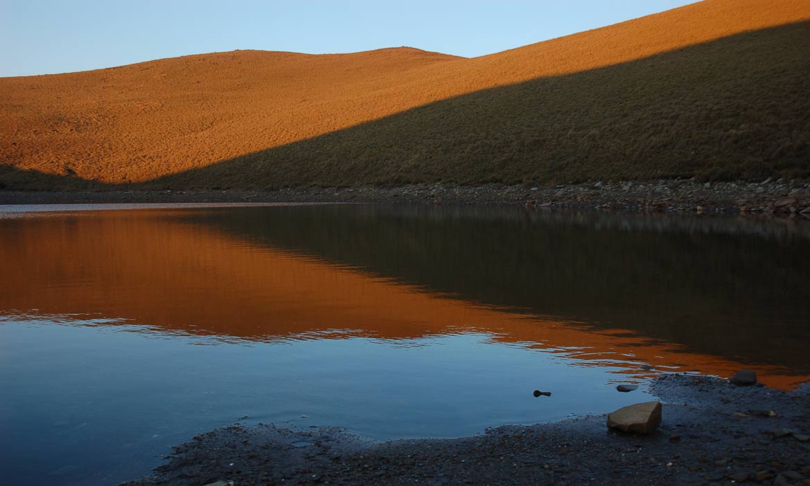 登山不只是登山，還有與山共生的意義感：嘉明湖（二）