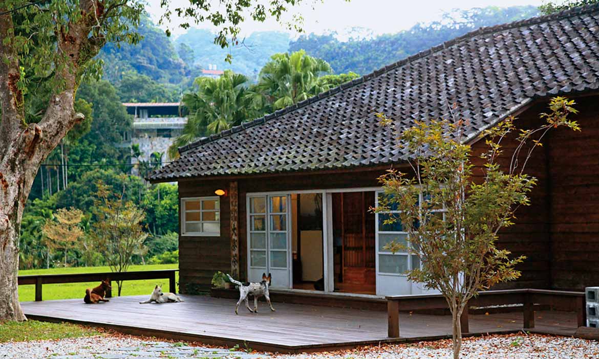 隱匿在三峽山村聚落的大寮茶文館，重現昭和時期建築風華