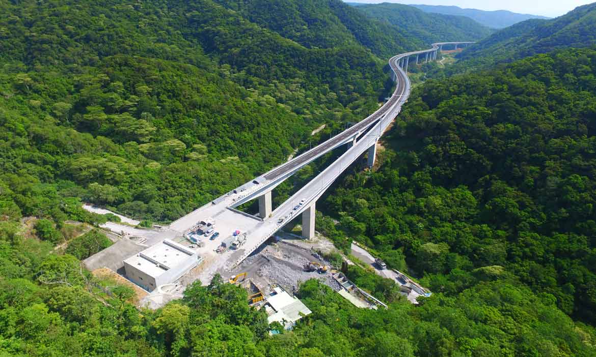 首次也是僅此一次 台9線南迴公路，年底全線通車前封路馬拉松