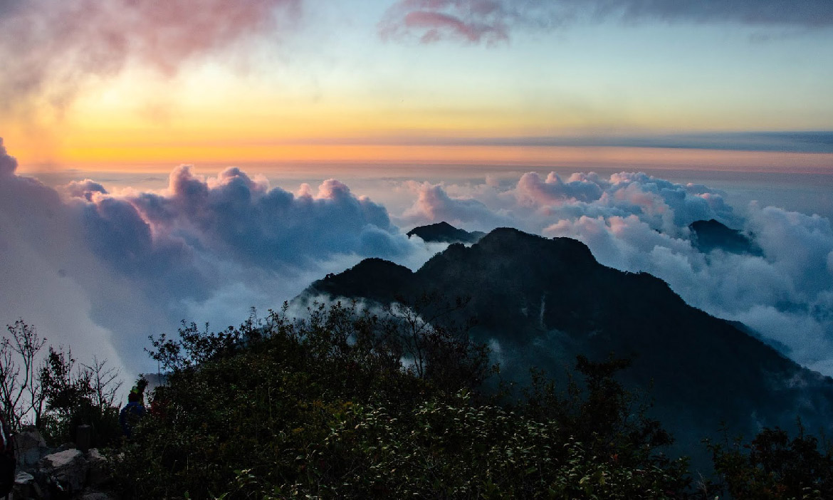 登頂 純粹是山願意讓我上來而已，屏東北大武山的菜鳥登山日記