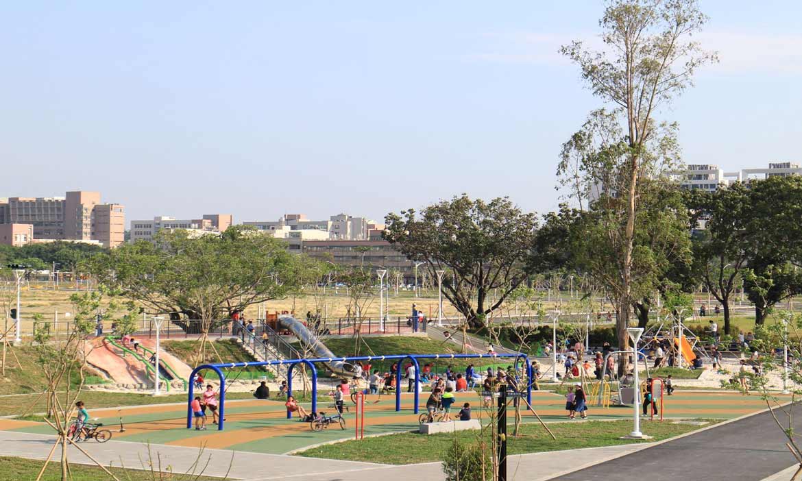 南台灣特色公園7選 散步運動放電，遊戲場裡同樂享受親子時光