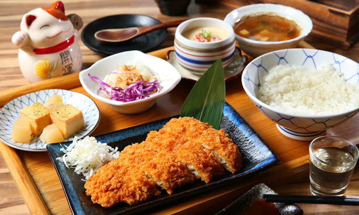高雄三民美食 食材新鮮不願便宜行事，知高壽司的日式家常味