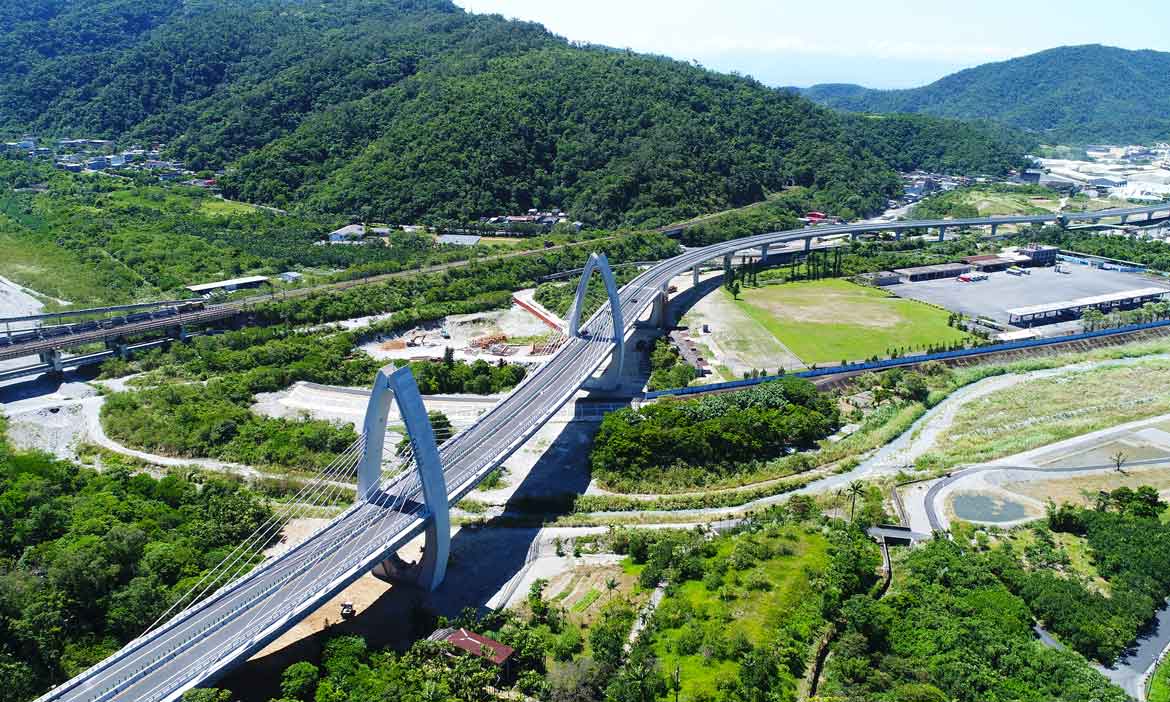 新年假期感恩斷捨離，台9線蘇花公路犒賞採買計劃
