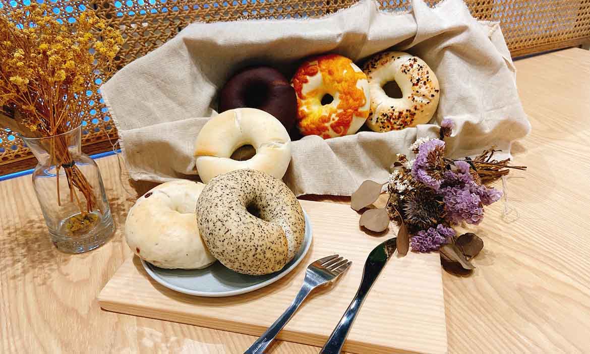 舊城有藝事「秋涼十月，享食作樂」：米花KOUJI用手做麵包串起老空間裡的故事