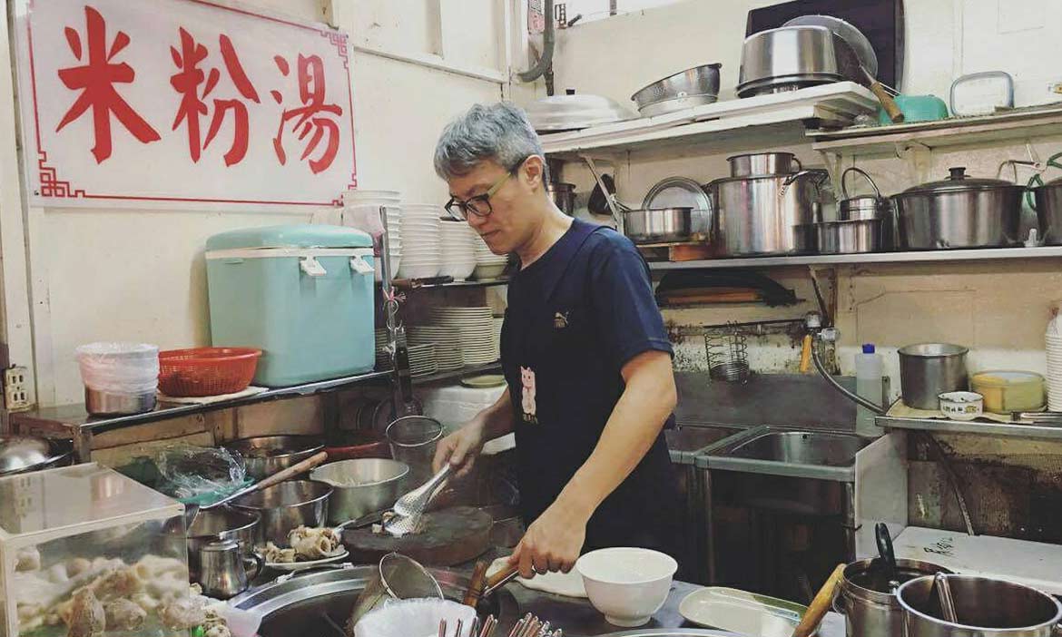 逛台北大安區裡的成功市場 眷村旁的食材補給站，感受閒聊的人情味