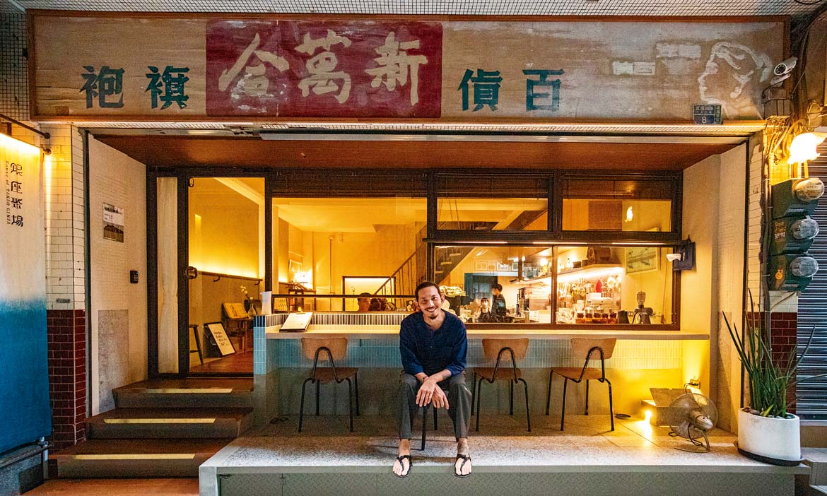 就是喜歡鹽埕的老派生活！北高二地居串連資源，「叁捌」「銀座聚場」讓老社區綻放新風采