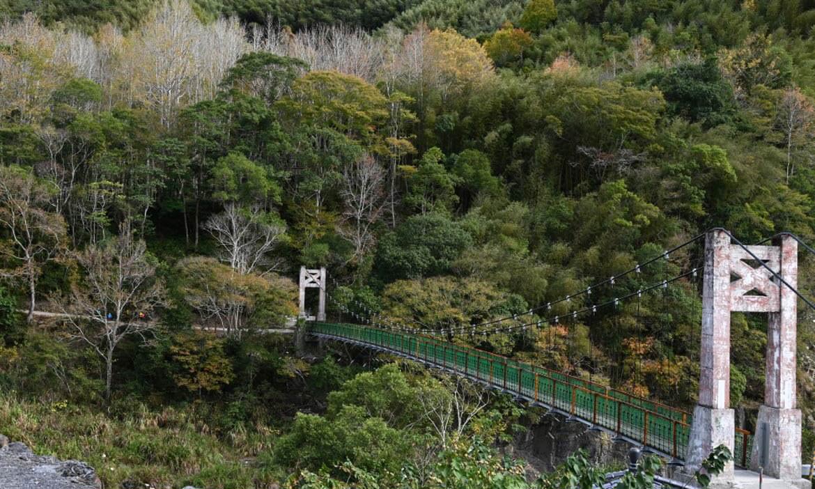 新竹尖石二日遊 玉峰村部落住一晚，沿途遼闊山巒陵線，凝聽老鷹溪步道溪流