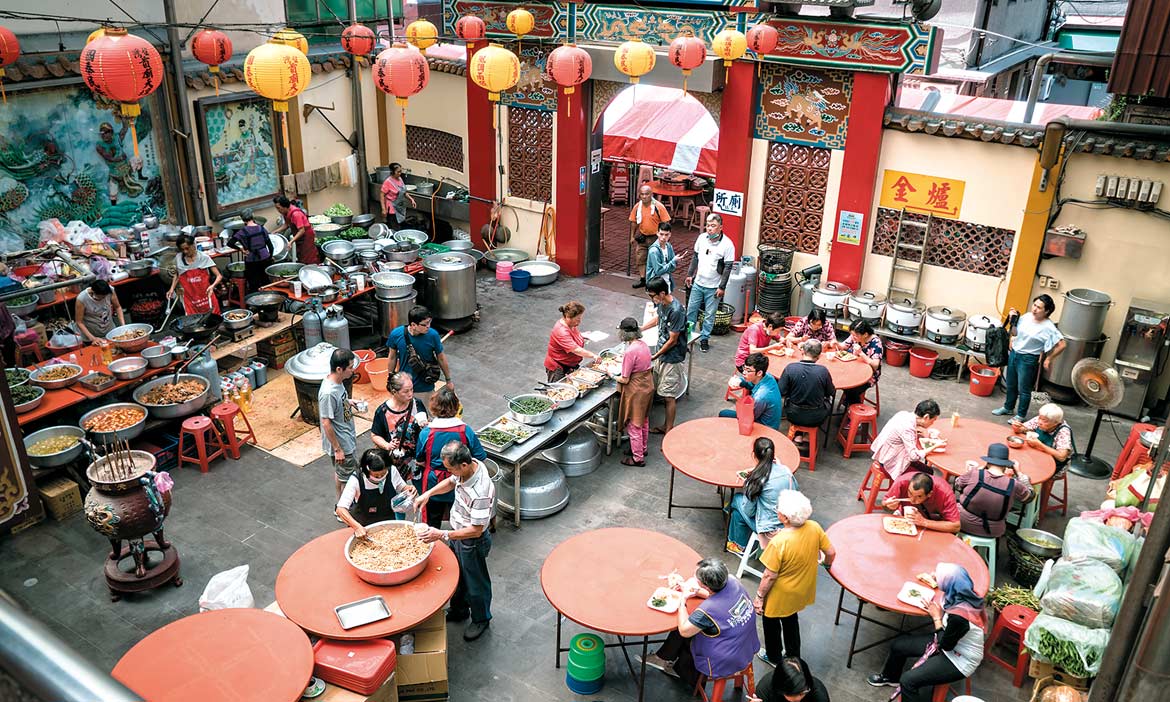 台灣首廟天壇 台南府城廟宇色彩見學線，穿街走廟看民間美術館