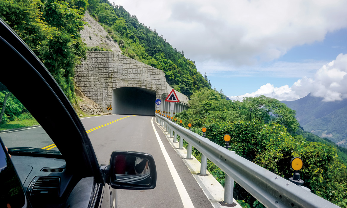 為您的一路平安，負重前行