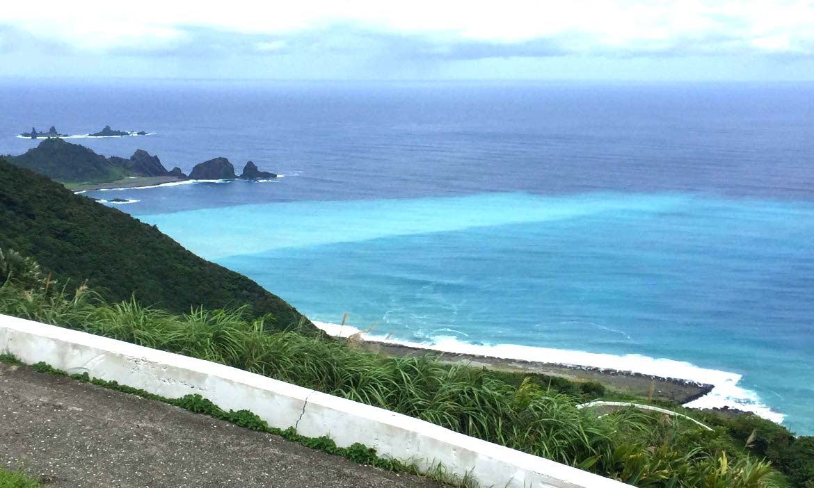 一個女生的蘭嶼札記：沿著公路漫步小島，離線感受在地熱情與悠閒