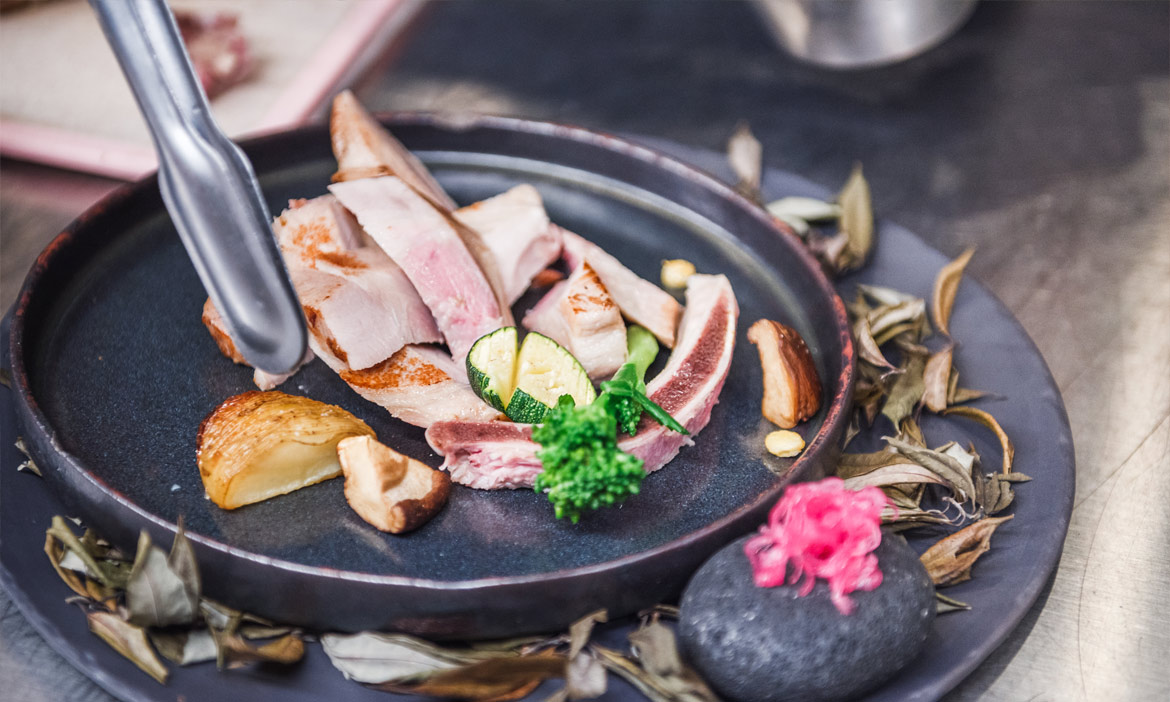 每一道菜都是一個地方故事！台中TU PANG TSIU地坊餐.酒，透過廚藝幫好食材說話