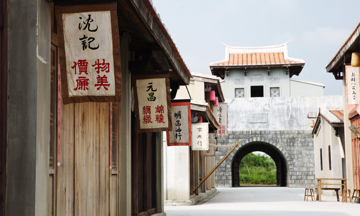 從台南鹽水小鎮走進《斯卡羅》，岸內糖廠影視園區開放申請參觀 劇情擺設原味重現