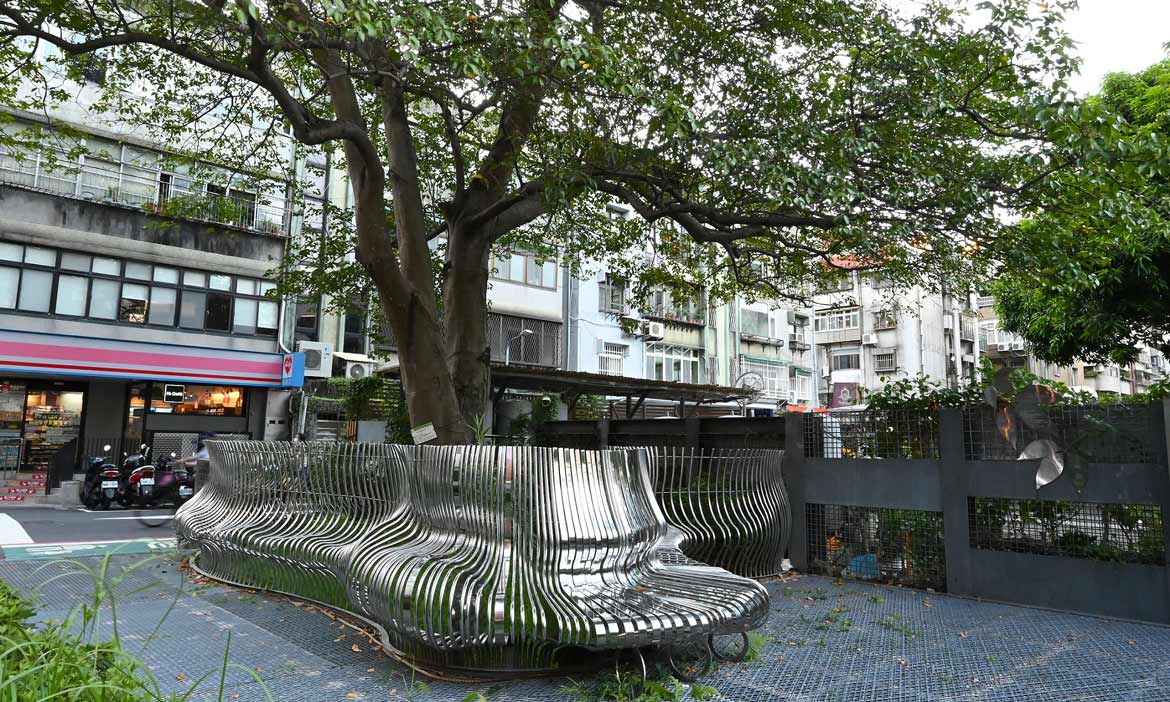 台北公共藝術風潮 白晝之夜策展人林昆穎：當藝術品成為共感記憶，故事會在裡面發生