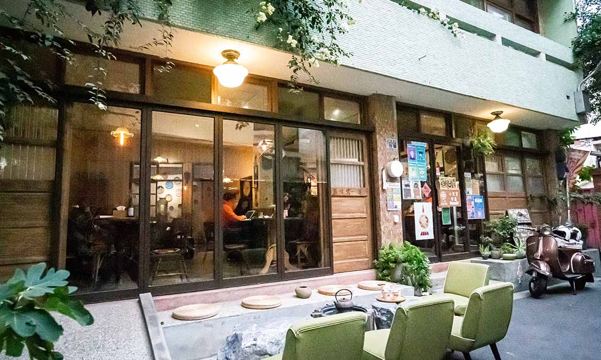 彰化市單車路線推薦，巷弄內感受老城新生魅力，小吃接力惦惦呷三碗公