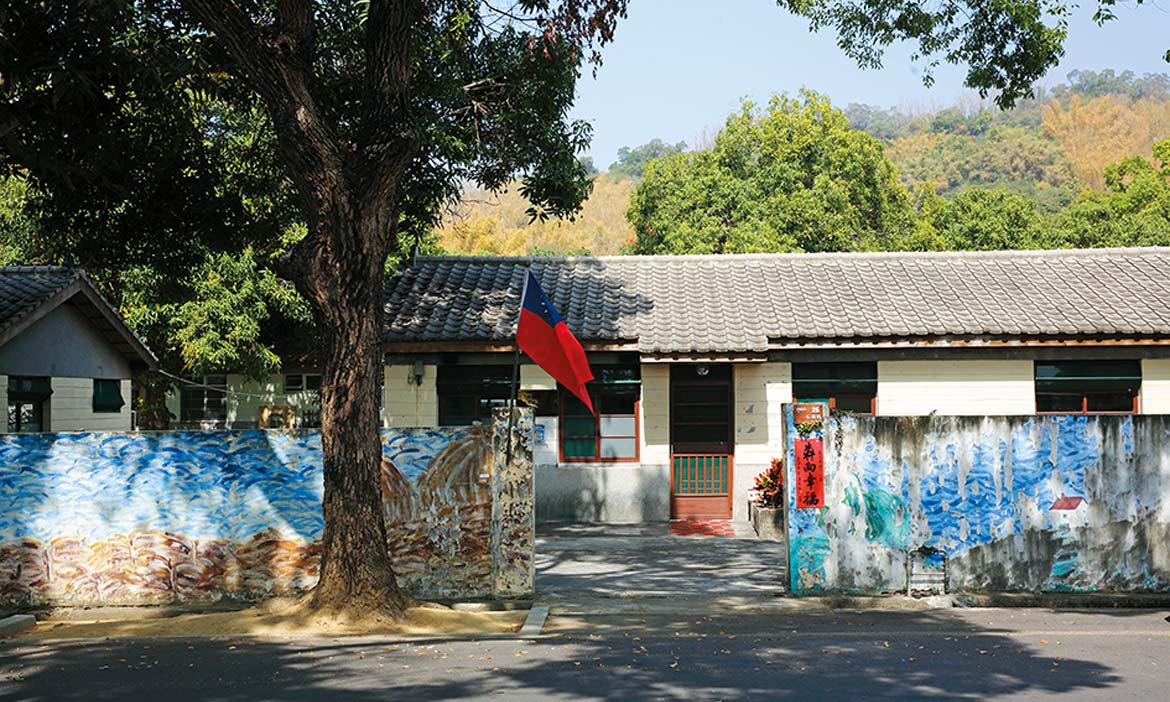 走訪台中霧峰光復新村，農文創的遊園地和黃昏市場 感受老眷村生活步調