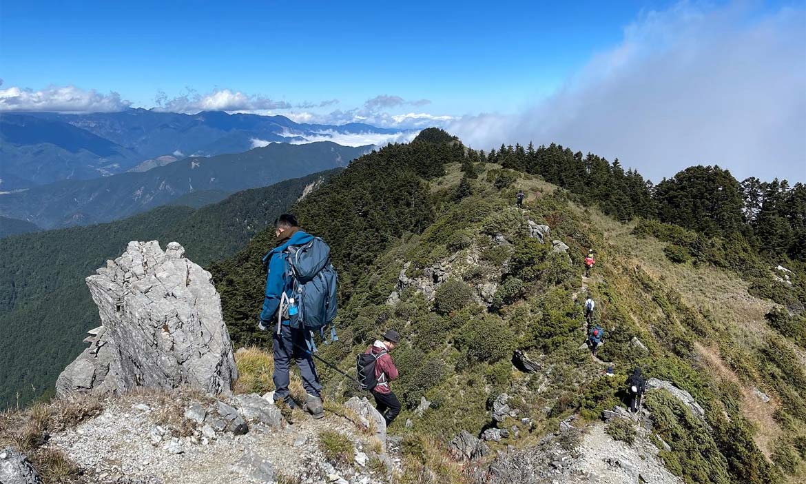完登第50座百岳，北二段甘藷無明、鬼門關山上患難與共，留守人是最佳後盾