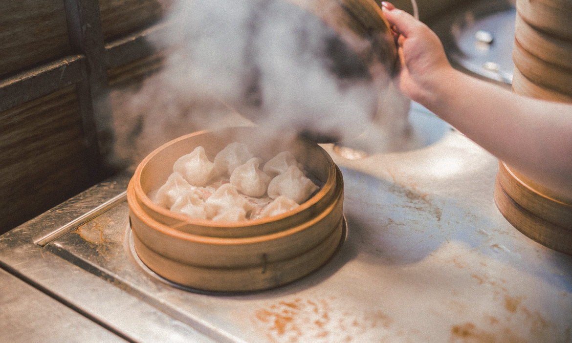 在地人帶路玩「最理想的居住地」，台北關渡美食美景一網打盡