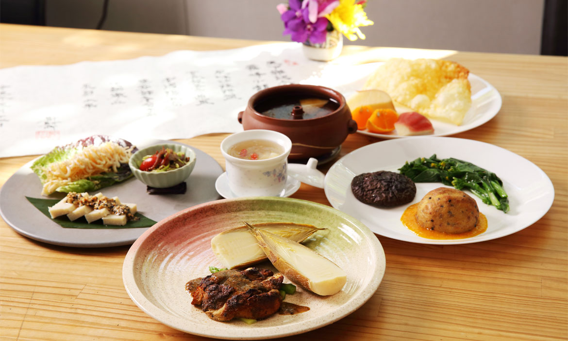 老別墅裡的預約制蔬食餐廳，台中霧峰廚研所 用在地食材做出精緻滇緬家常