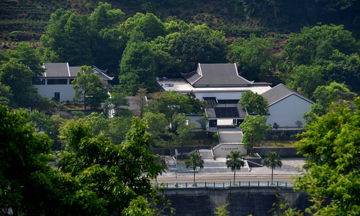 隱身山中的坪林茶業博物館 跟著「茶山繚療」探索坪林，被淺山、水域與雲霧療癒