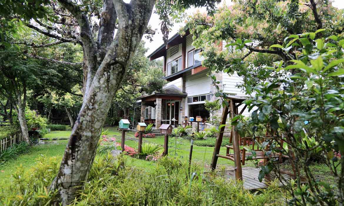 人生幾歲退休比較好？新竹尖石八五山泉山莊主人，開餐廳、蓋民宿 展開理想退休生活