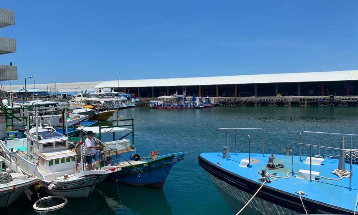 到綠島體驗當討海人，南寮漁港看漁船、出海釣魚啖海鮮，探訪在地漁民日常