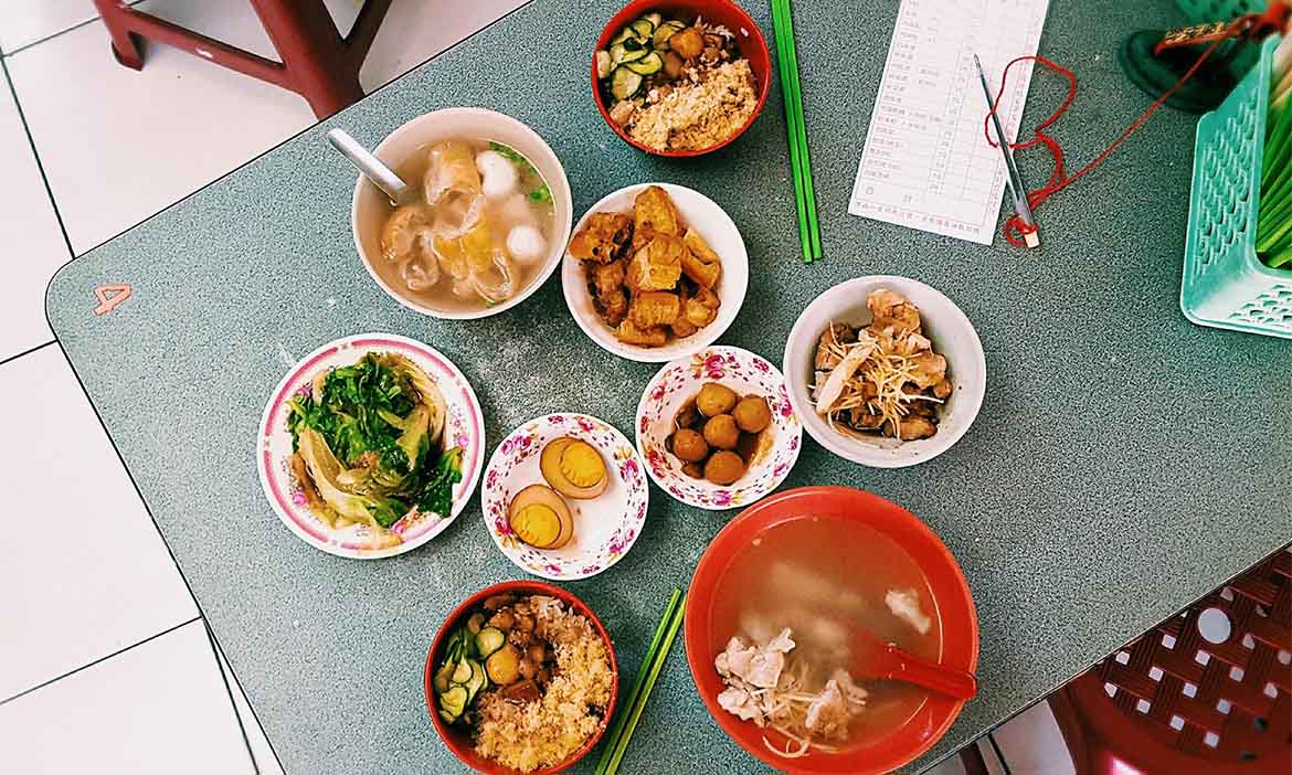 遇見台南老派米糕店，連外國食評都被收服的「下大道蘭米糕」，品嚐菜單外的甜米糕