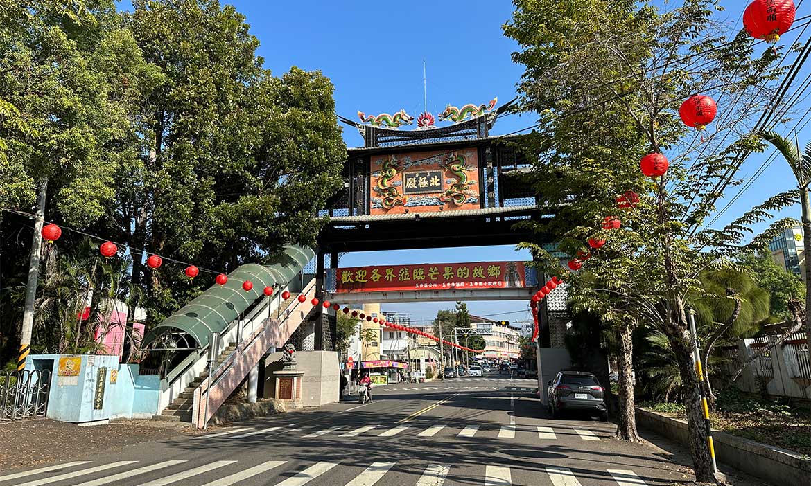 南橫公路沿途停駐點｜前往歲月靜好的芒果之鄉 台南玉井，探訪南化水庫仙境