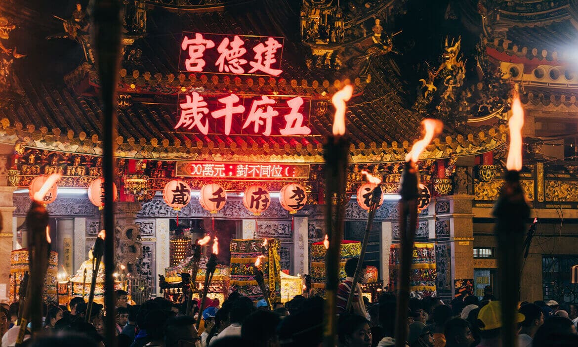 嘉義布袋不只有海鮮！體驗「過溝火燈夜巡」，空心菜花海、水晶苦瓜接棒海線風景