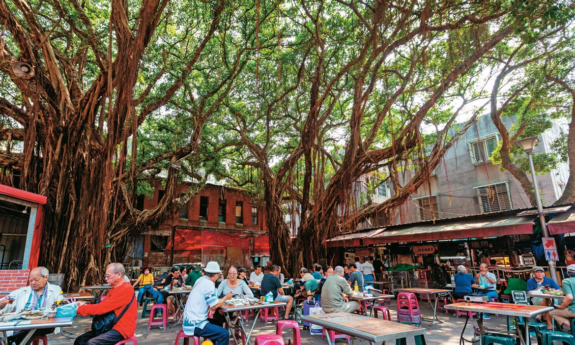 台北美食散策指南｜從經典台菜、早餐、火鍋到常民小吃，走讀街區中最接地氣的滋味