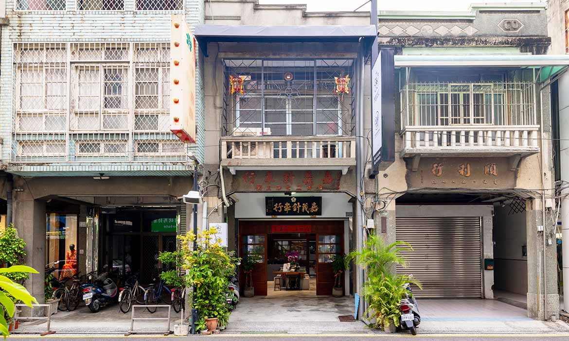 整個城市都是展場，探訪嘉義市「二通」街區，走入藏於日常的在地故事
