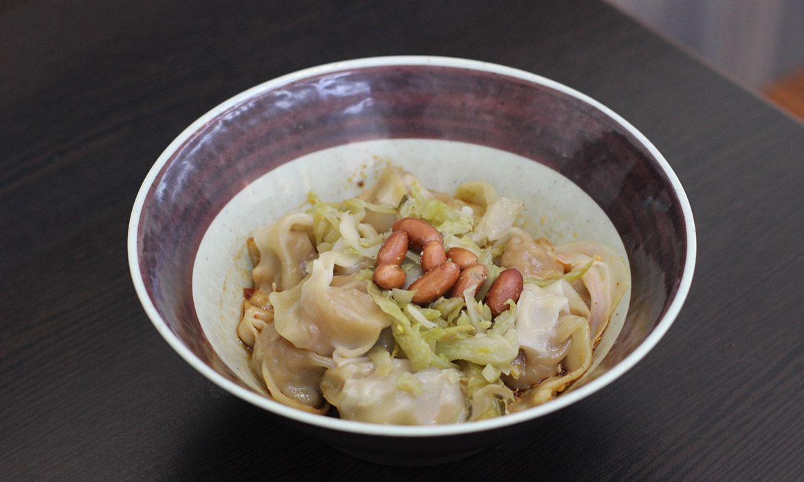 小吃偵探出任務—拜訪高雄前鎮低調麵食「御麵館」，一嚐絕妙紅油抄手與酸辣粉