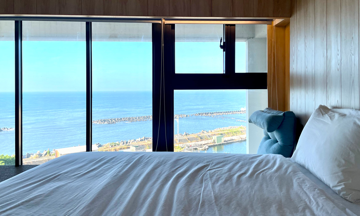 住進屏東東港的一方療癒！在緩慢大鵬灣民宿看無際海景、順遊漁村聚落