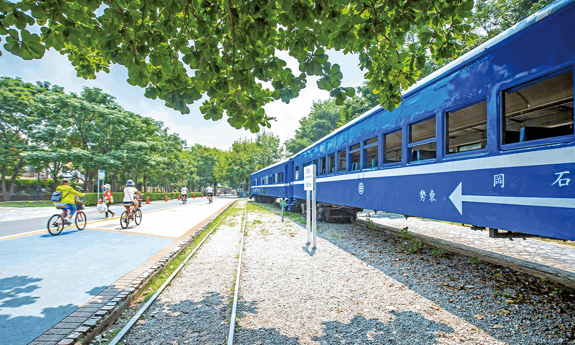 台中山城永續小旅行｜騎單車穿梭綠蔭、搭公車153線遊谷關、觀光工廠五感體驗