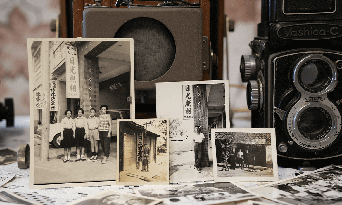 每個高雄杉林人家可能都有「日光照相館」出品的照片！跟著底片見證時代記憶