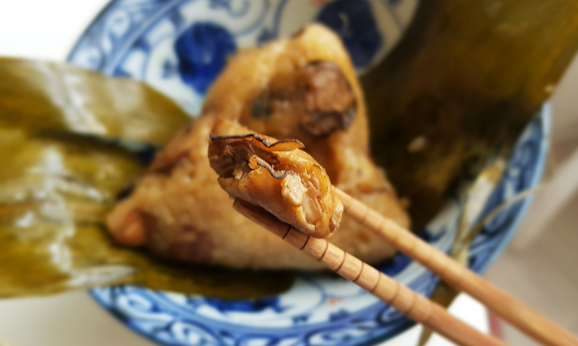 飽島粽子圖鑑｜解鎖彰化鹿港美味，品嚐8j88粽工廠「蚵乾粽」，收藏快失傳的古早味