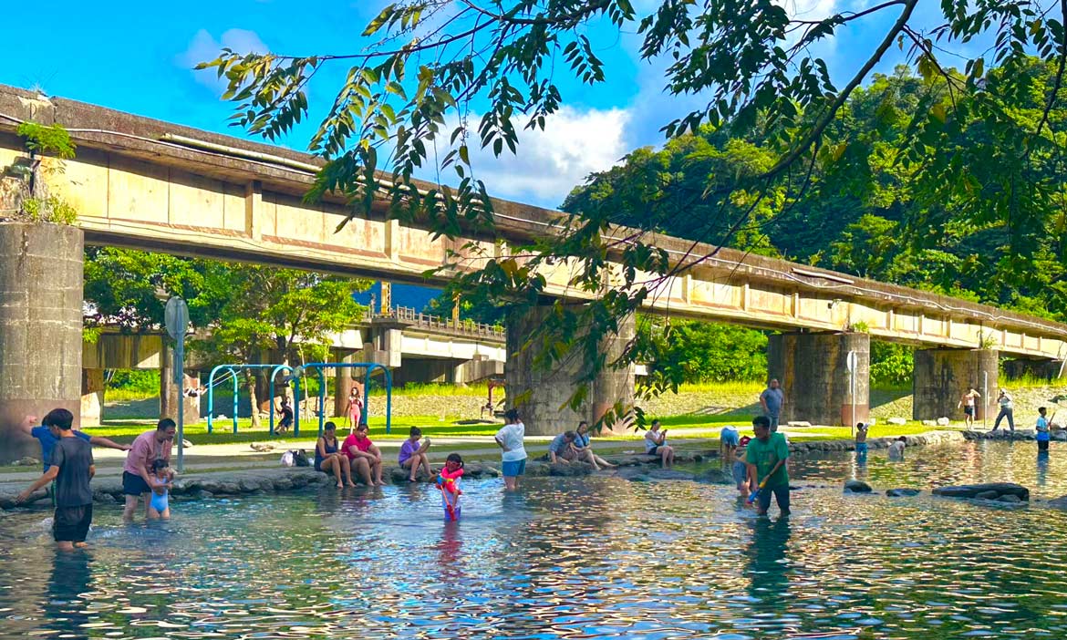 走蘇花公路彎進宜蘭南澳山川秘境，享受沁涼的東岳冷泉、泰雅族的自然遊樂園