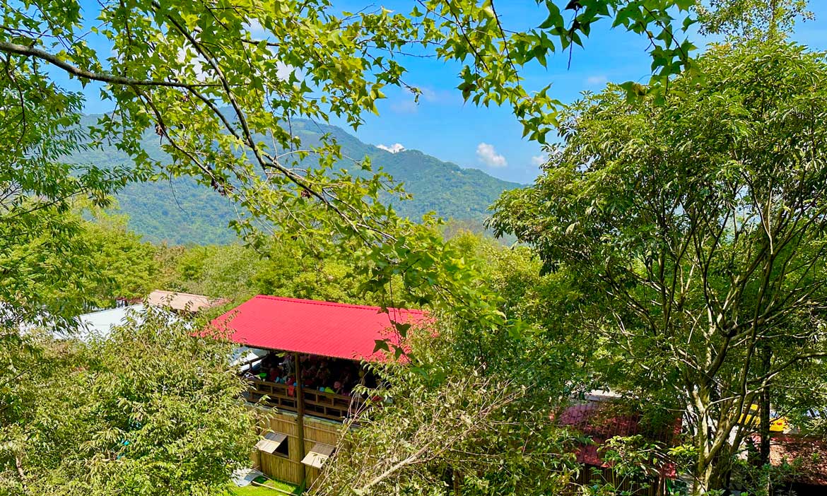探訪新竹五峰群山裡的蓪草原鄉、參加歲時感恩祭，深刻感動泰雅族與賽夏族的生活文化