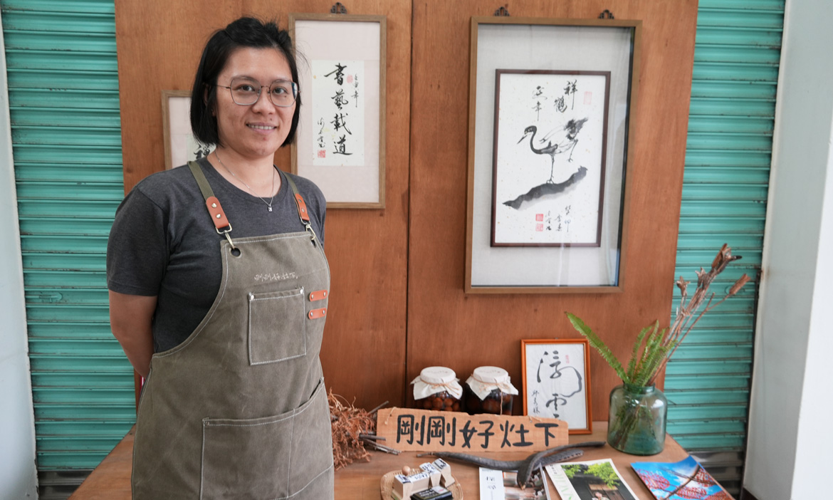 新竹返鄉青年陳慕貞以九讚頭車站為據點、共享餐桌陪伴，為橫山注入軟「食」力