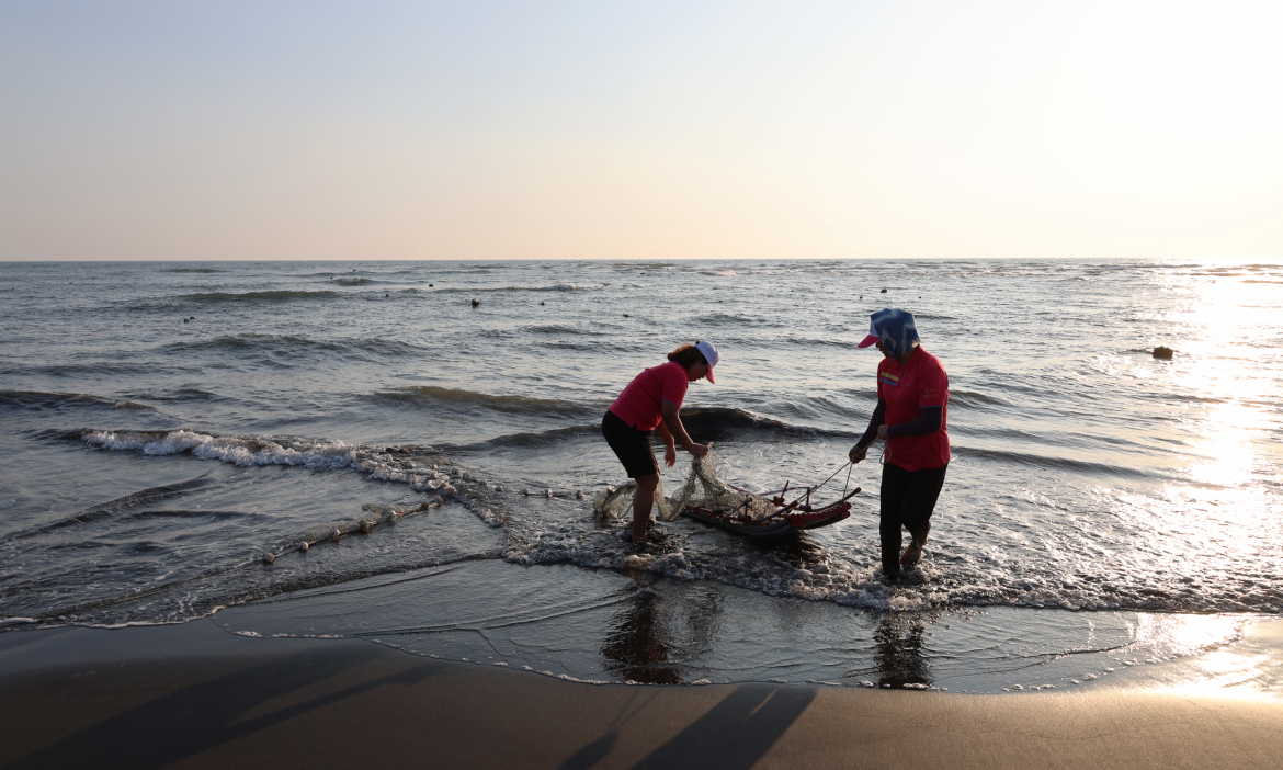特蒐屏東4個農漁村，現採鳳梨熬醬、魚塭旁夕陽下午茶，來趟南國「不知名」村落旅行