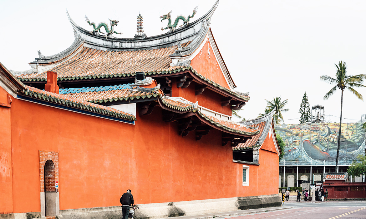 台南中西區二日遊｜留聲博物館、老宅咖啡裡的閒晃日常，兩天一夜入住老派又摩登的府城